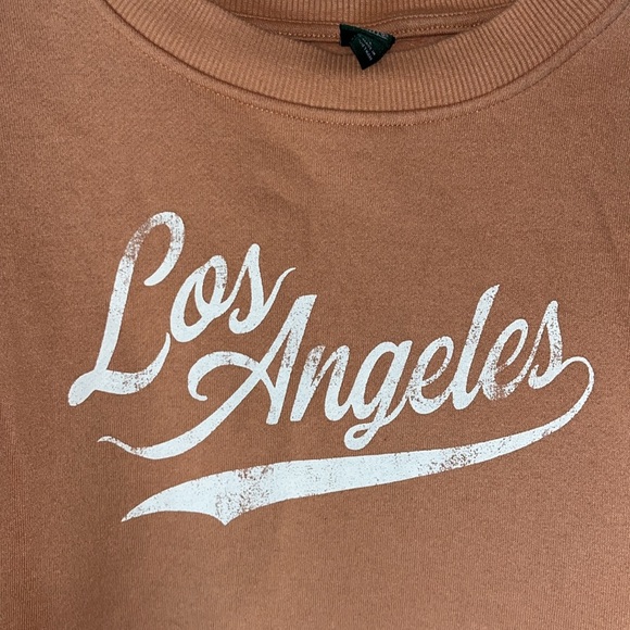 Wild Fable Cropped Sweatshirt Size Large Graphic Los Angeles Tan Oversized - Picture 2 of 9